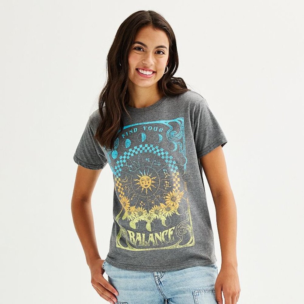 Mighty Fine | Find Your Balance Grey Graphic Tee Shirt, size S